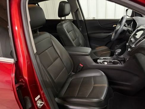 Used 2023 Chevrolet Equinox Premier AWD/4WD image 23