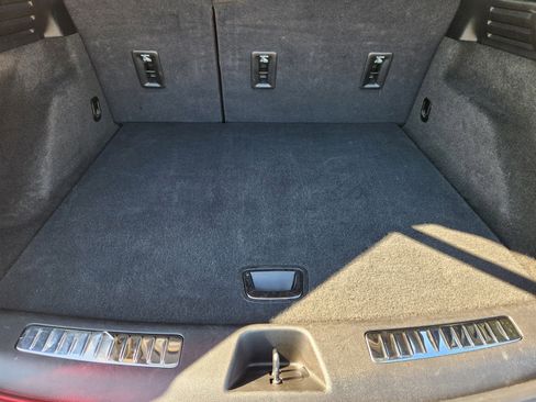 Certified 2024 Cadillac XT4 Premium Luxury image 24