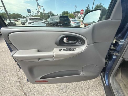 Used 2005 Chevrolet TrailBlazer LT AWD/4WD image 20