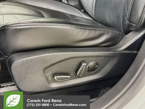 Used 2016 Ford Edge Titanium AWD/4WD image 21