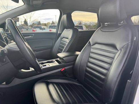 Used 2022 Ford Edge SEL AWD/4WD image 14