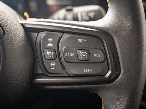 Used 2024 Jeep Wrangler Unlimited image 26