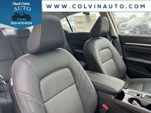 New 2025 Nissan Altima 2.5 SR w/ SR Premium Package image 23