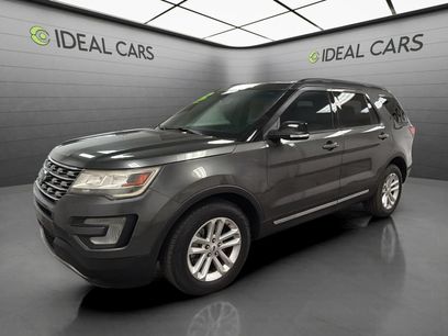 Used 2017 Ford Explorer XLT w/ Equipment Group 201A