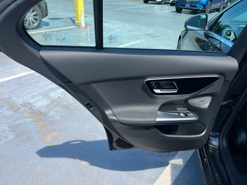 Used 2023 Mercedes-Benz C 300 4MATIC Sedan image 17