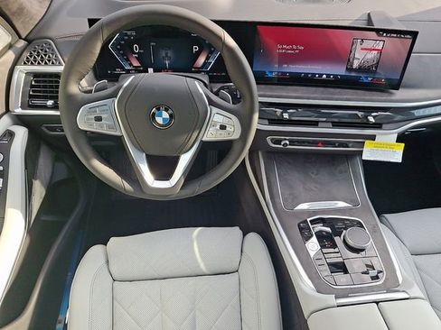 New 2026 BMW X7 xDrive40i image 13