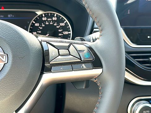 New 2026 Nissan Altima 2.5 SR w/ SR Premium Package FWD image 19