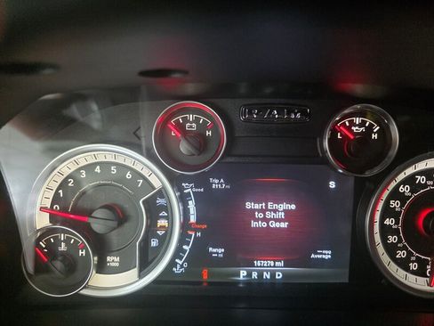 Used 2014 RAM 1500 Laramie w/ Trailer Tow Group AWD/4WD image 23