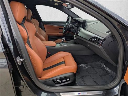 Used 2020 BMW M5 image 20