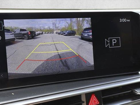 Used 2025 Kia Sorento LX FWD image 18