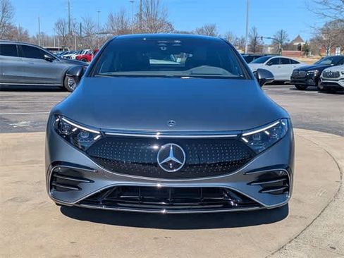 Used 2023 Mercedes-Benz EQS 580 4MATIC Sedan image 4