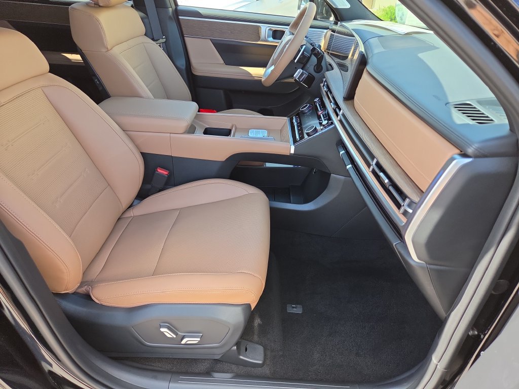 New 2027 Hyundai Santa Fe Limited FWD image 38