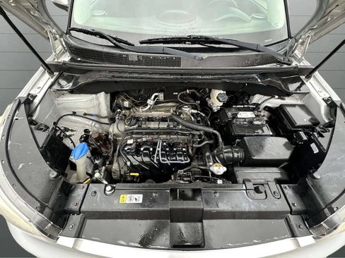 Used 2014 Kia Soul Base 4dr Crossover 6M image 27