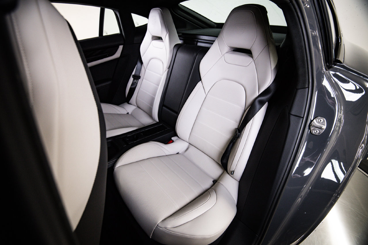 Certified 2026 Porsche Panamera GTS AWD/4WD image 24