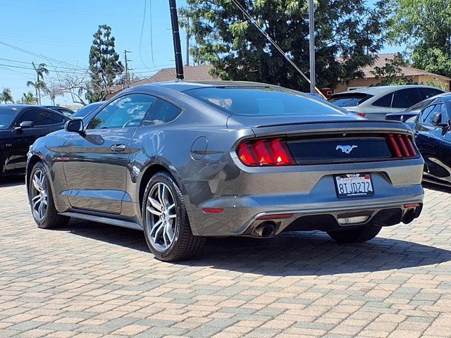 Used 2017 Ford Mustang Coupe RWD image 3