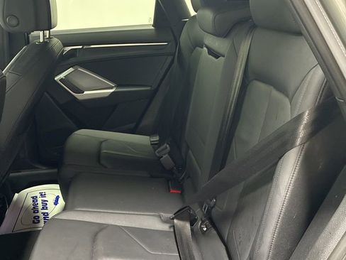 Used 2024 Audi Q3 2.0T Premium AWD/4WD image 17