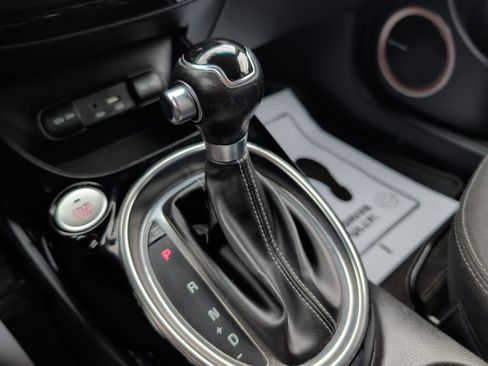 Used 2018 Kia Soul + w/ Audio Package image 16