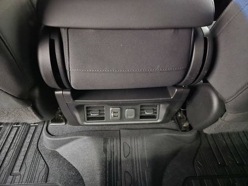 Used 2020 GMC Sierra 1500 Elevation w/ Elevation Value Package AWD/4WD image 26