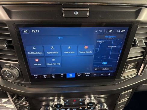 New 2026 Ford F250 Lariat w/ Black Appearance Package AWD/4WD image 9