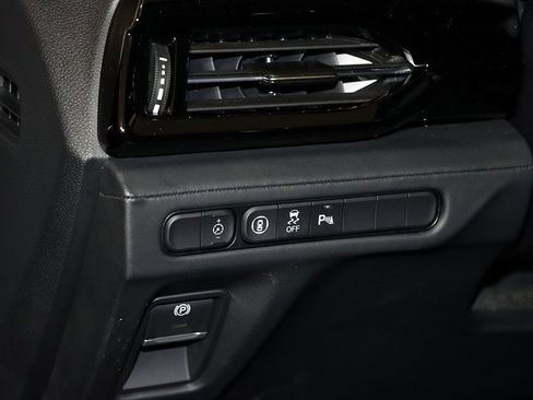 Used 2026 Acura MDX w/ Technology Package image 27