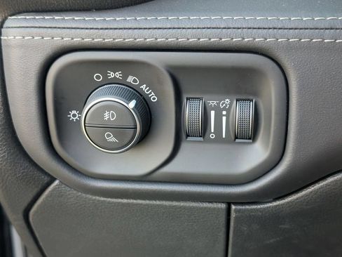 New 2026 RAM 2500 Limited AWD/4WD image 14