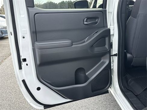 New 2026 Nissan Frontier SV image 16