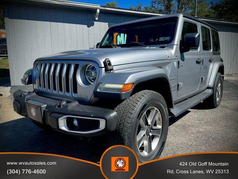 Used 2018 Jeep Wrangler Unlimited Sahara w/ Dual Top Group image 20