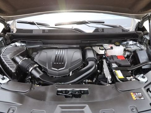 Used 2024 Chevrolet Traverse LT FWD image 28