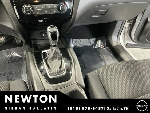Used 2020 Nissan Rogue Sport S FWD image 9