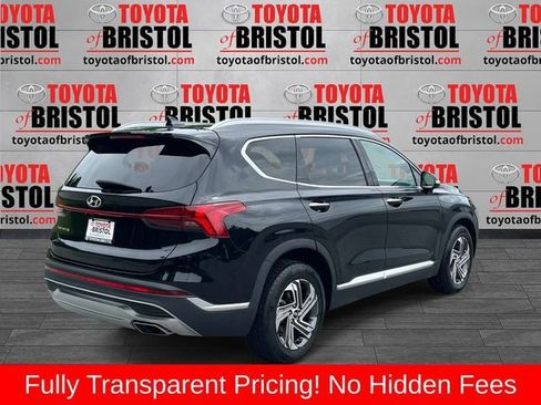 Used 2022 Hyundai Santa Fe SEL w/ Convenience + Premium Package FWD image 3
