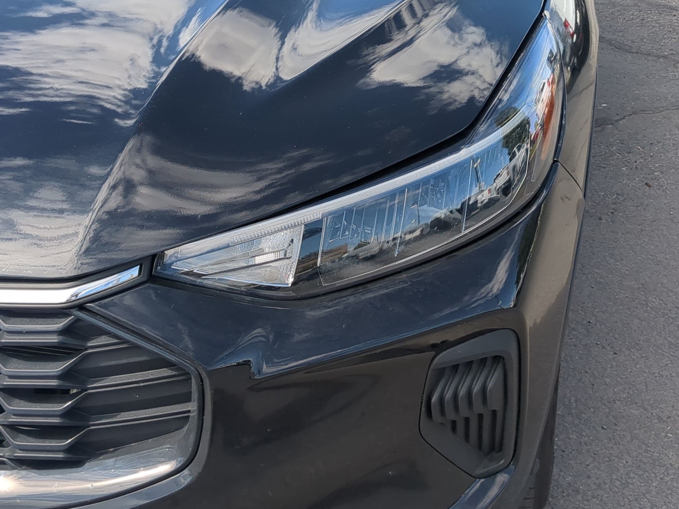 Certified 2025 Ford Escape Active AWD/4WD image 13
