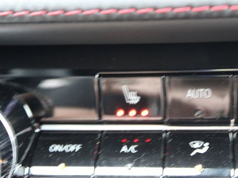 New 2026 Chevrolet Equinox RS w/ LPO, Floor Liner Package FWD image 42