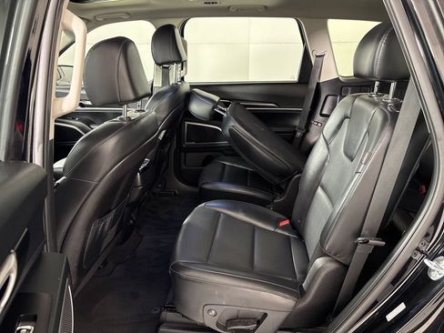 Used 2025 Kia Telluride S AWD/4WD image 27