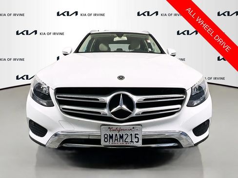 Used 2019 Mercedes-Benz GLC 300 4MATIC image 2