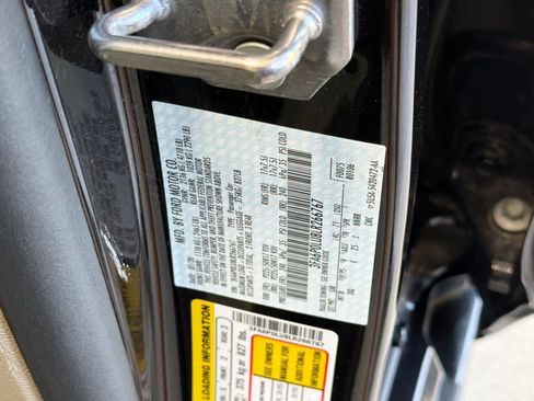 Used 2020 Ford Fusion SE FWD image 34