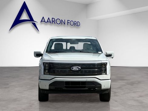 Used 2024 Ford F150 Lightning Platinum image 9