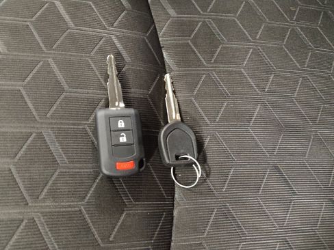 Used 2021 Mitsubishi Outlander Sport LE image 32