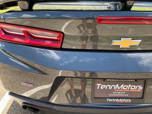 Used 2017 Chevrolet Camaro SS RWD image 41