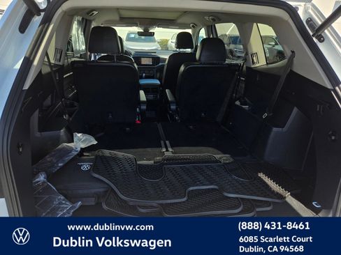 Certified 2023 Volkswagen Atlas SEL AWD/4WD image 26