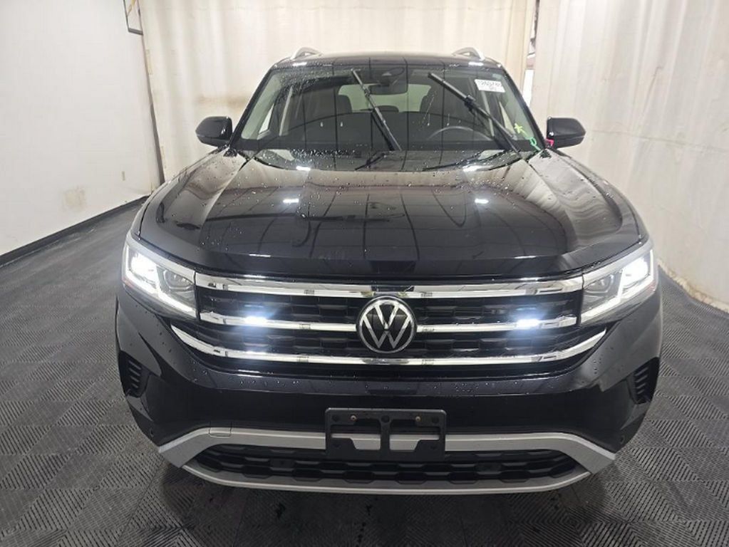 Used 2022 Volkswagen Atlas SEL AWD/4WD image 2
