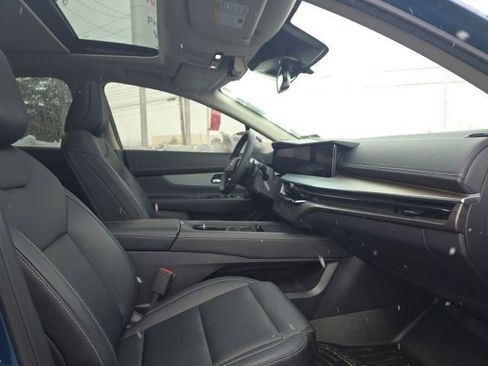 Certified 2025 Nissan Murano SL image 13