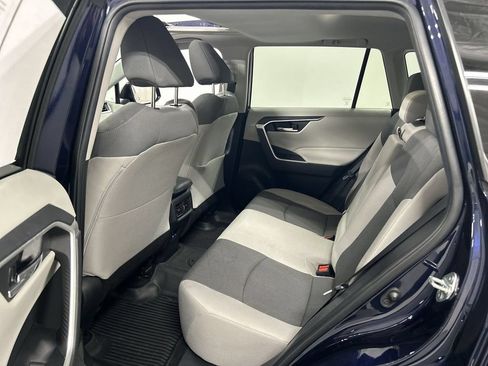Used 2022 Toyota RAV4 XLE w/ Convenience Package AWD/4WD image 20