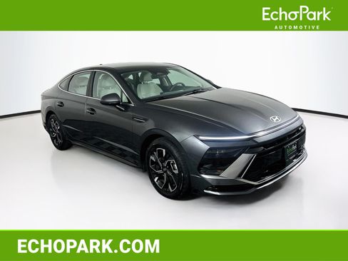 Used 2025 Hyundai Sonata SEL FWD image 1