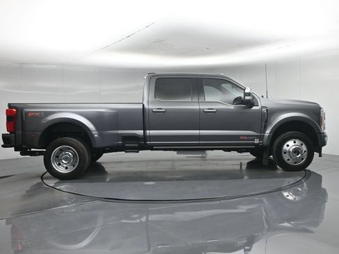 Certified 2023 Ford F450 Platinum w/ FX4 Off-Road Package AWD/4WD image 34