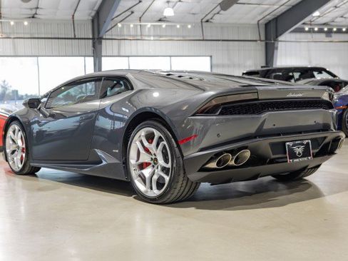 Used 2015 Lamborghini Huracan LP 610-4 image 4