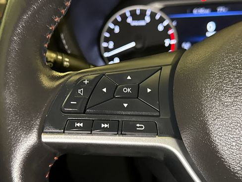 Used 2023 Nissan Sentra SR w/ SR Premium Package FWD image 29