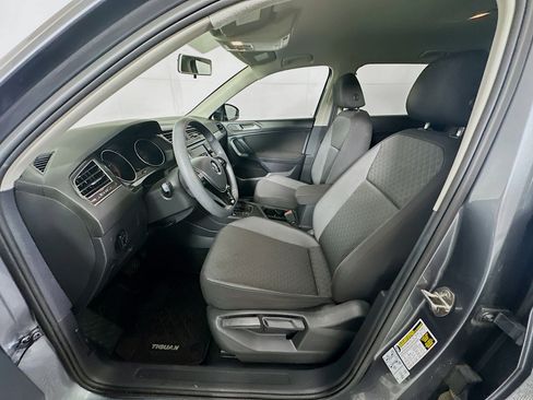 Used 2019 Volkswagen Tiguan S image 13