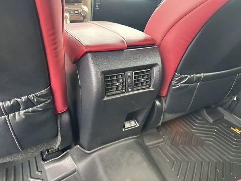 Used 2021 Lexus GX 460 image 21