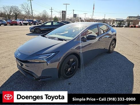 New 2026 Toyota Prius LE image 9