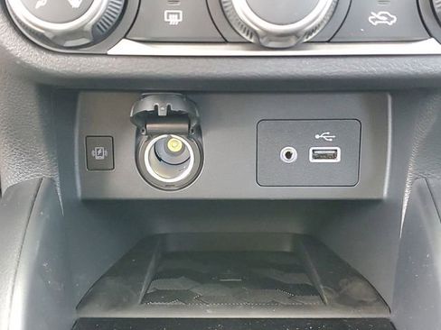 New 2025 Nissan Versa SV w/ Trunk Package image 20